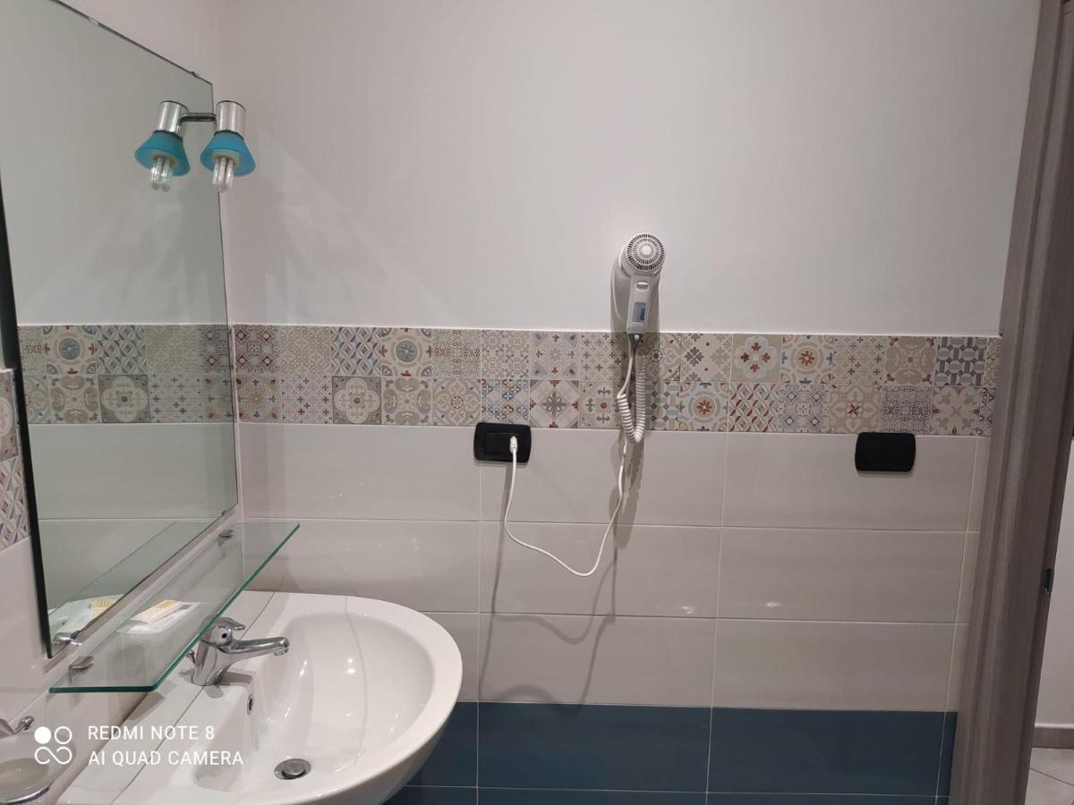 Hotel Poseidon Corigliano Calabro Exterior foto